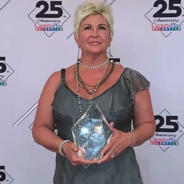 Award-Winning-Staff-img